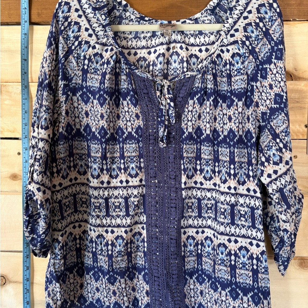 Como Vintage Navy and Cream Patterned Blouse